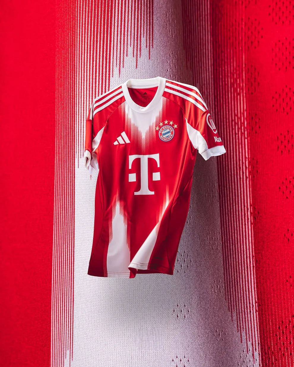 FC Bayern Munich 2025/26 Home Jersey (Master Version)