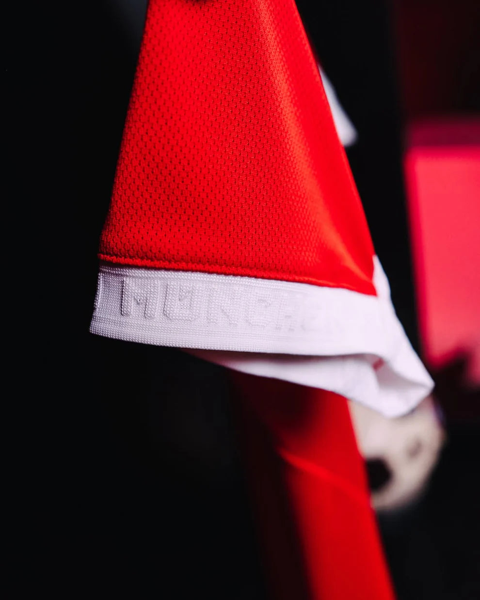 FC Bayern Munich 2025/26 Home Jersey (Master Version)